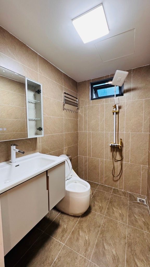 Bán nhà Võ Thị Sáu - diện tích 54m2 5 tầng - Lô góc, thang máy - giá 15,8 tỷ