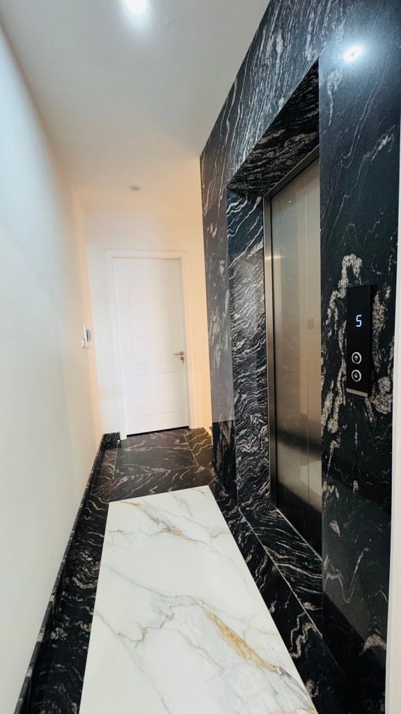 Bán nhà Võ Thị Sáu - diện tích 54m2 5 tầng - Lô góc, thang máy - giá 15,8 tỷ