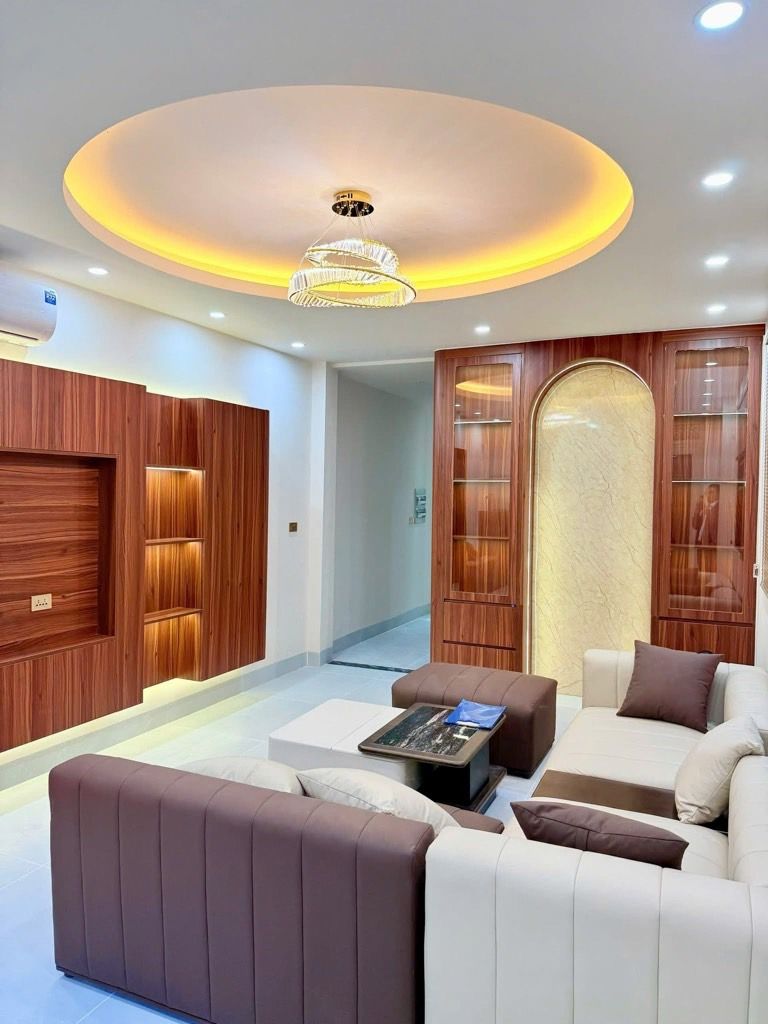 Bán nhà Võ Thị Sáu - diện tích 54m2 5 tầng - Lô góc, thang máy - giá 15,8 tỷ