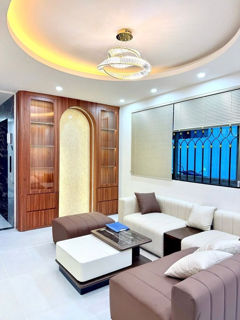 Bán nhà Võ Thị Sáu - diện tích 54m2 5 tầng - Lô góc, thang máy - giá 15,8 tỷ