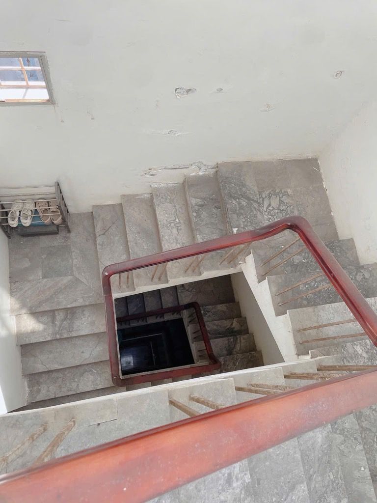 Bán nhà Phương Mai - diện tích 35.5m2 5 tầng - Nhà mặt ngõ 3m - giá 10 tỷ