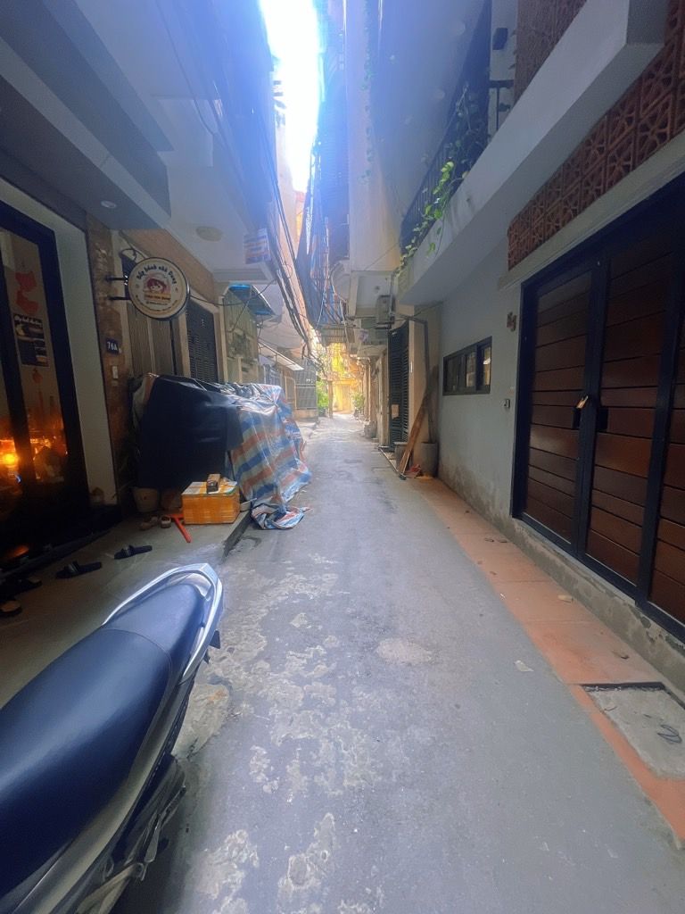 Bán nhà Phương Mai - diện tích 35.5m2 5 tầng - Nhà mặt ngõ 3m - giá 10 tỷ