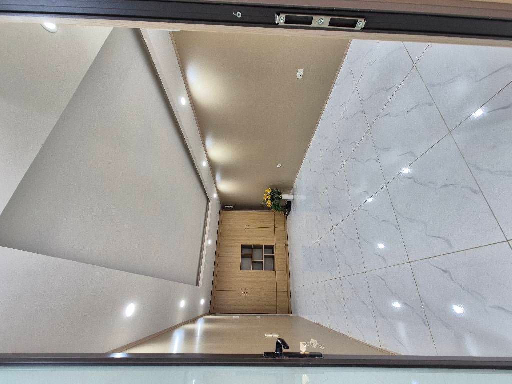 Bán nhà Tân Mai - diện tích 42,2m2 1 tầng - 3 mặt thoáng - giá 5,9 tỷ