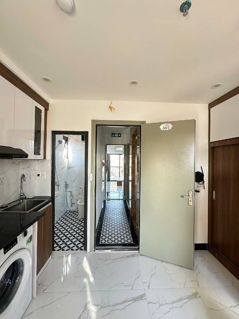 Bán nhà Kim Ngưu - diện tích 49.8m2 7 tầng - 12 phòng khép kín - giá 15,6 tỷ