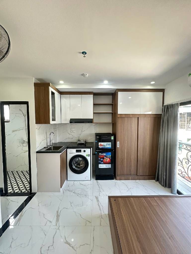 Bán nhà Kim Ngưu - diện tích 49.8m2 7 tầng - 12 phòng khép kín - giá 15,6 tỷ