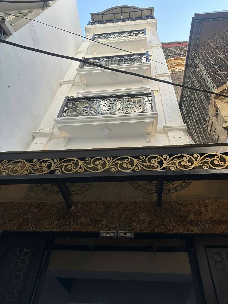 Bán nhà Kim Ngưu - diện tích 49.8m2 7 tầng - 12 phòng khép kín - giá 15,6 tỷ