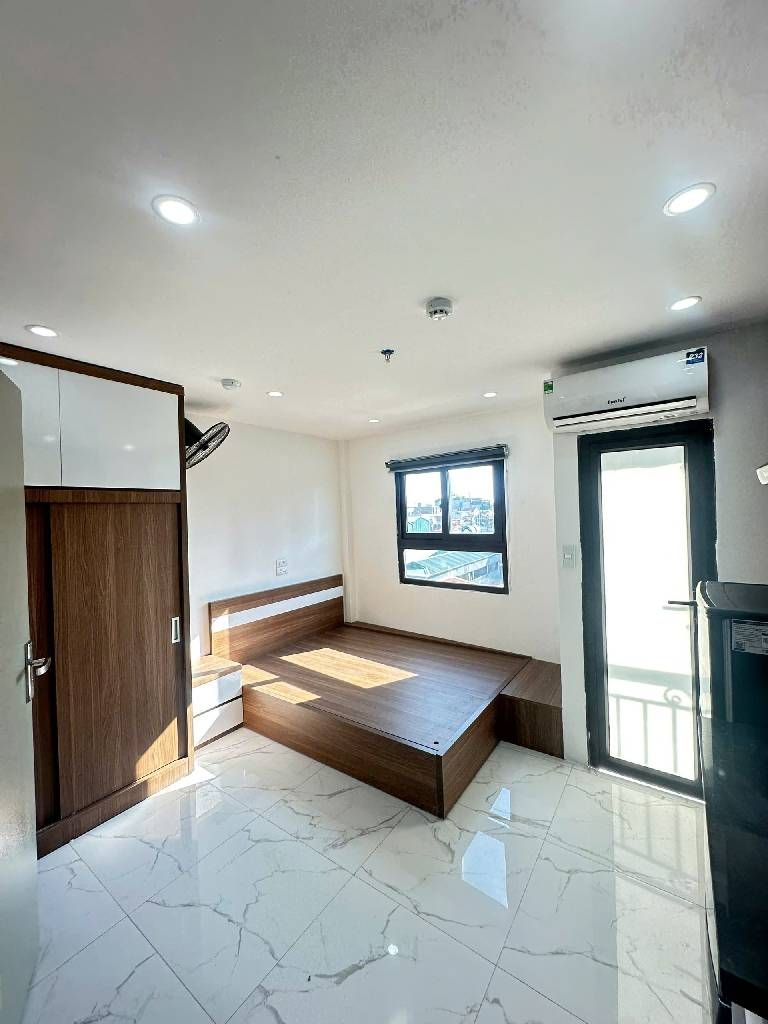 Bán nhà Kim Ngưu - diện tích 49.8m2 7 tầng - 12 phòng khép kín - giá 15,6 tỷ