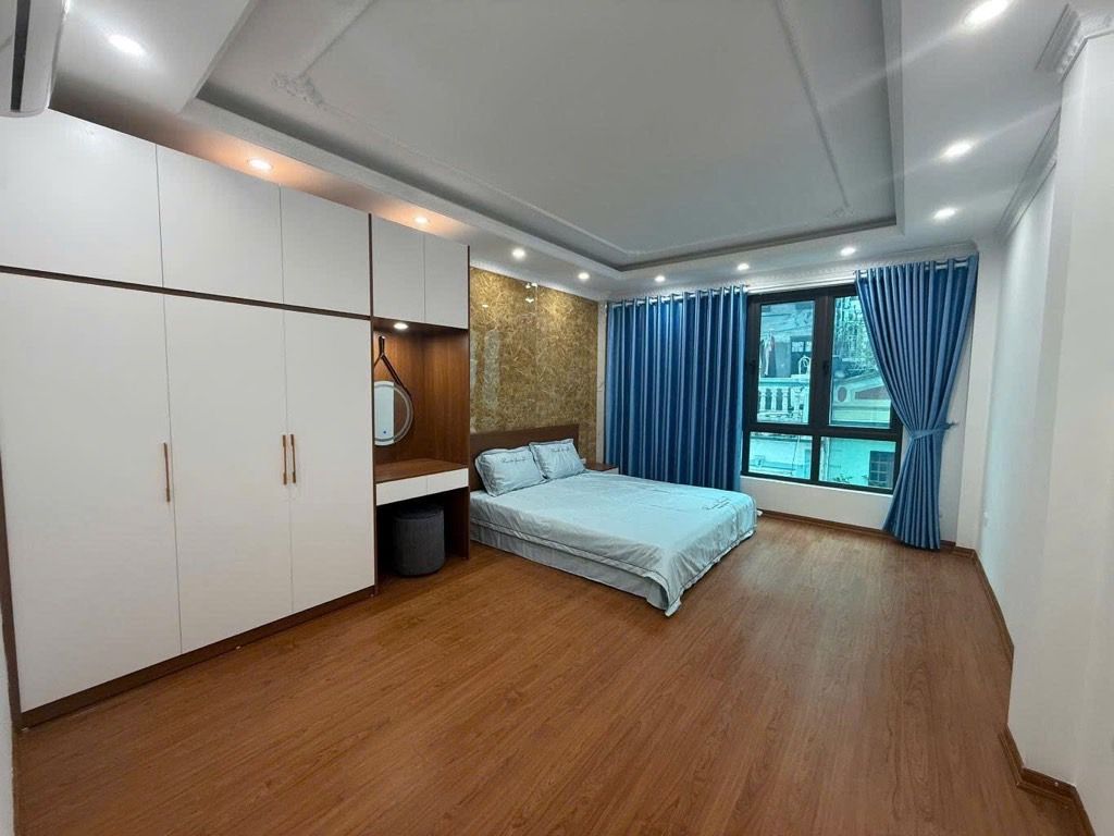 Bán nhà Tam Trinh - diện tích 39m2 6 tầng - Thang máy - giá 11,5 tỷ