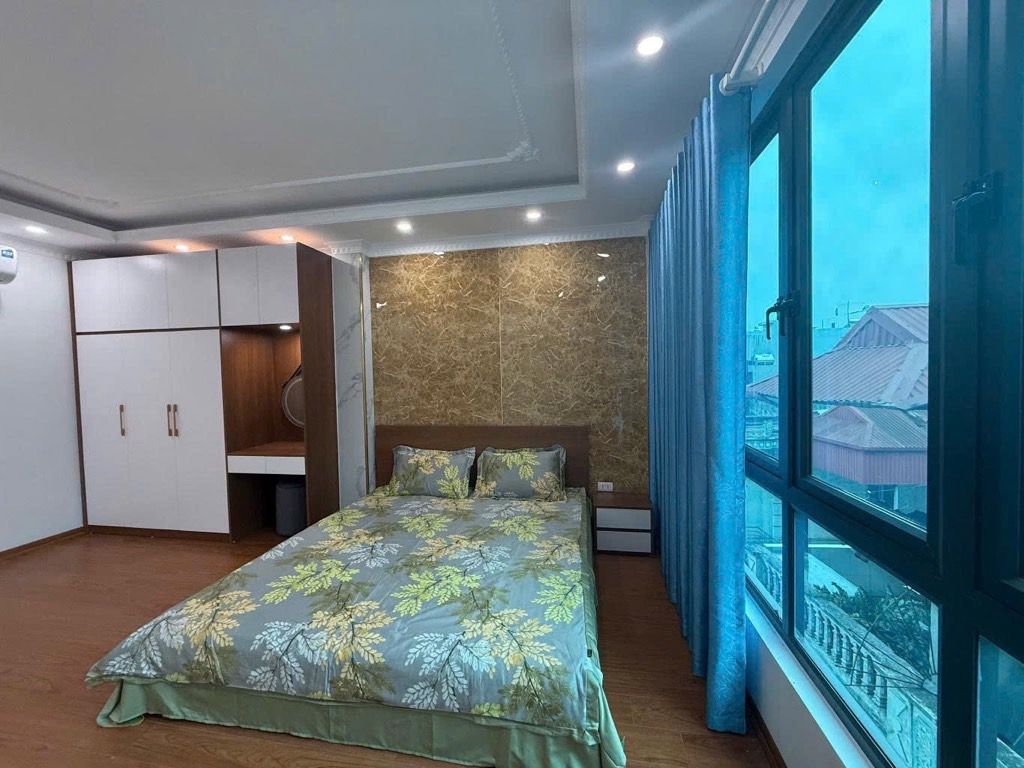 Bán nhà Tam Trinh - diện tích 39m2 6 tầng - Thang máy - giá 11,5 tỷ