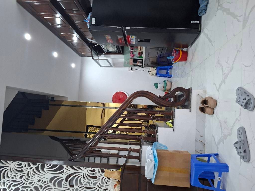 Bán nhà Lò Đúc - diện tích 30m2 5 tầng - Căn góc, thang máy - giá 13,5 tỷ