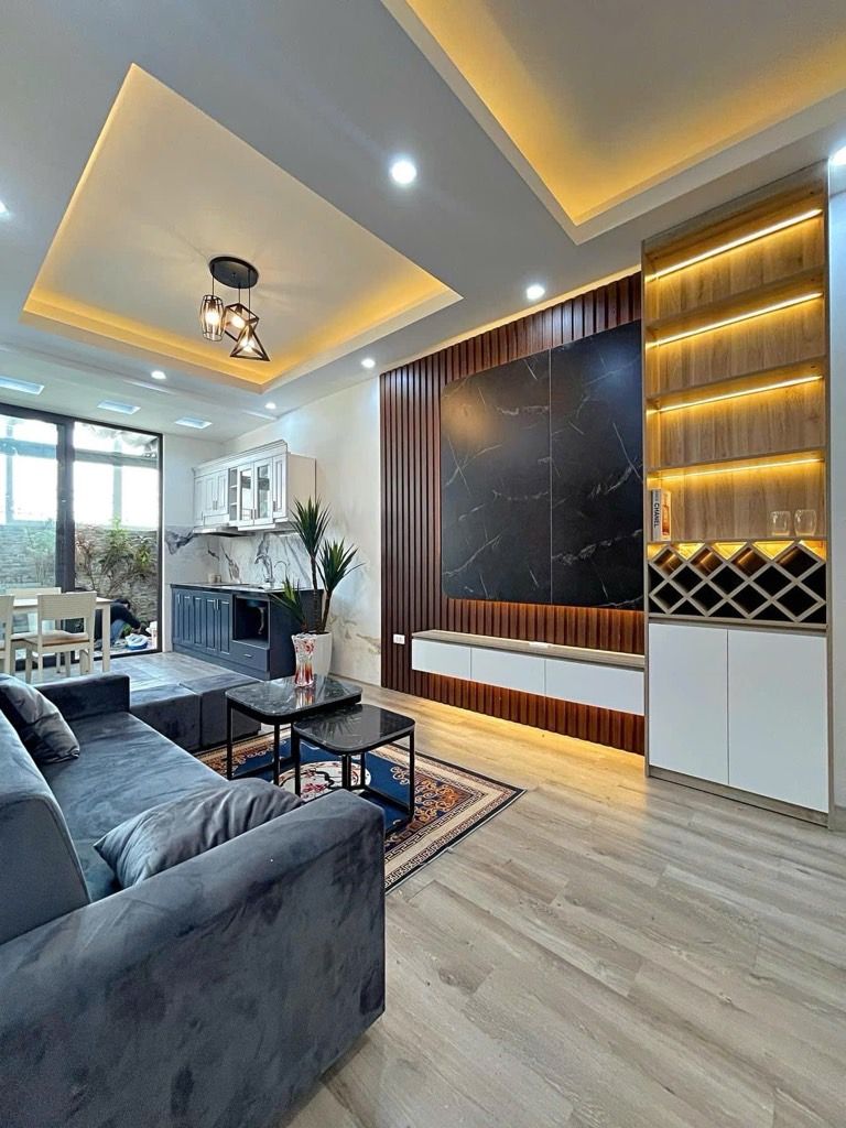 Bán nhà Nguyễn Phan Chánh - diện tích 72m2 1 tầng - Căn hộ Penthouse đẹp - giá 3,5 tỷ