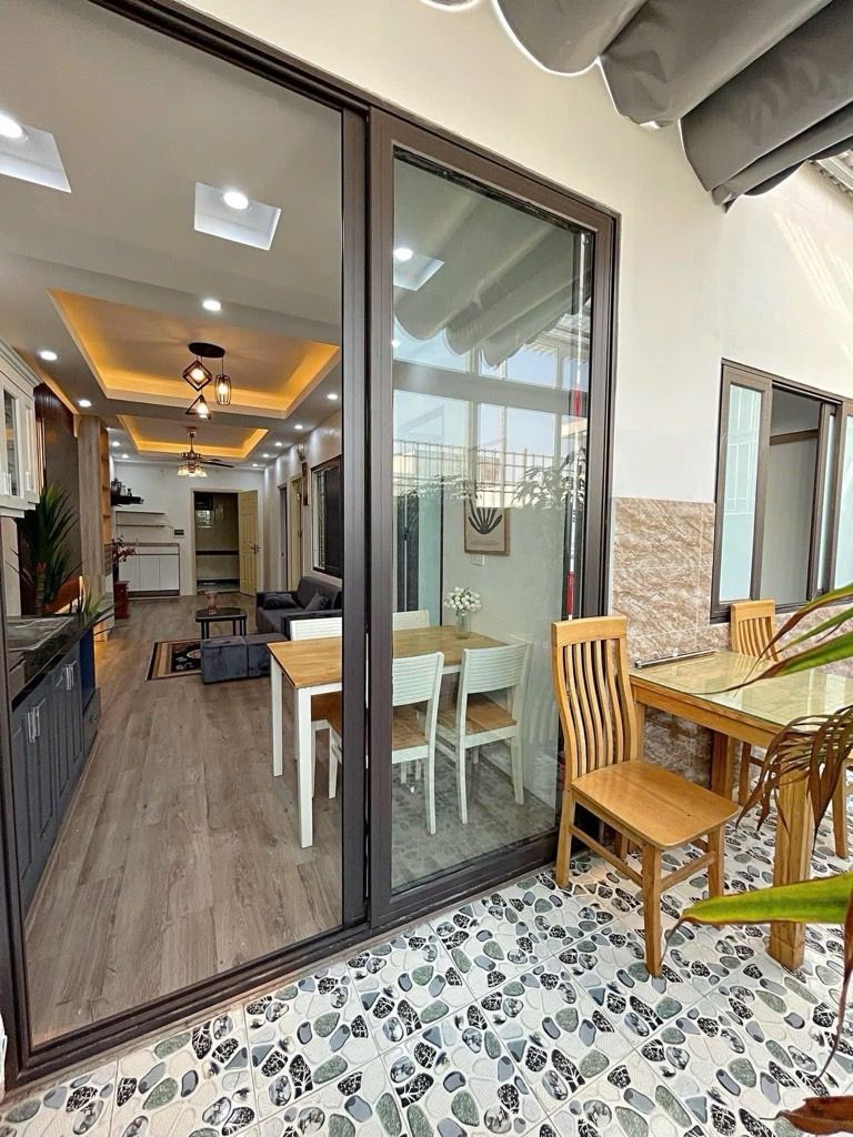 Bán nhà Nguyễn Phan Chánh - diện tích 72m2 1 tầng - Căn hộ Penthouse đẹp - giá 3,5 tỷ