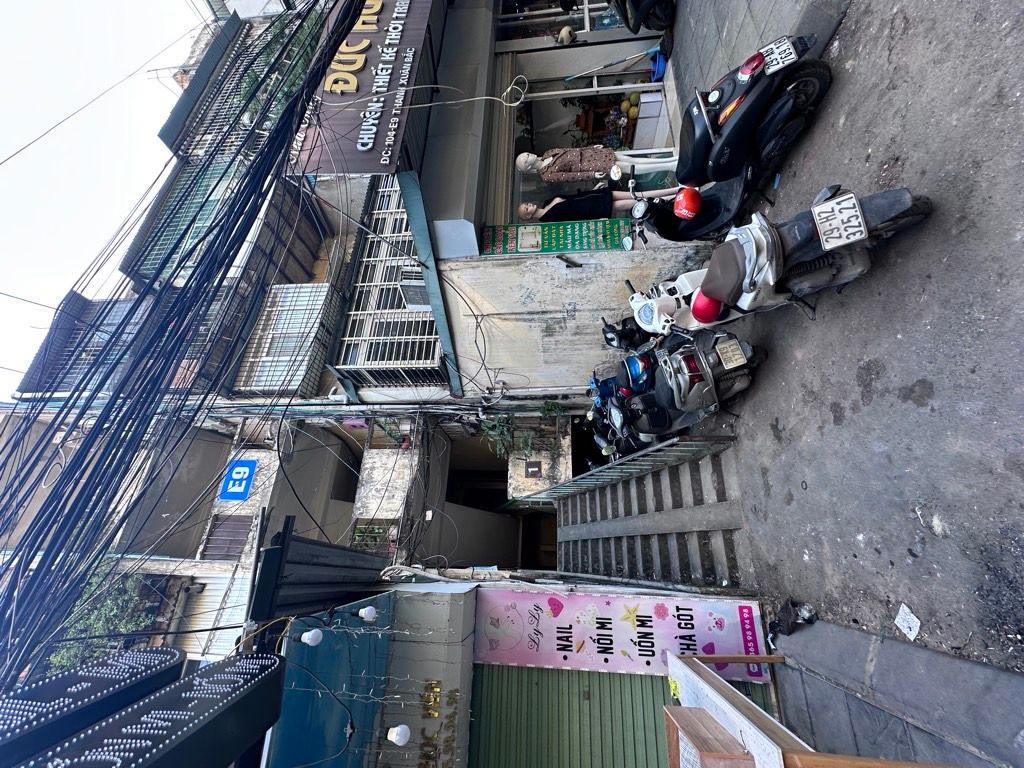 Bán nhà Thanh Xuân Bắc - diện tích 70m2 1 tầng - Lô góc - giá 4,8 tỷ