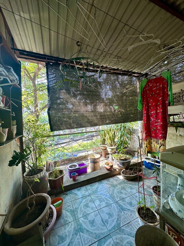 Bán nhà Láng - diện tích 58.3m2 3 tầng - Mặt phố kinh doanh sầm uất - giá 18,4 tỷ