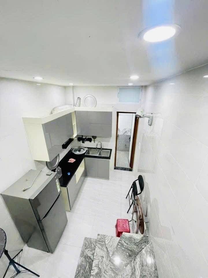 Bán nhà Nguyễn Lương Bằng - diện tích 30,4m2 3 tầng - ô tô tránh - giá 9,5 tỷ