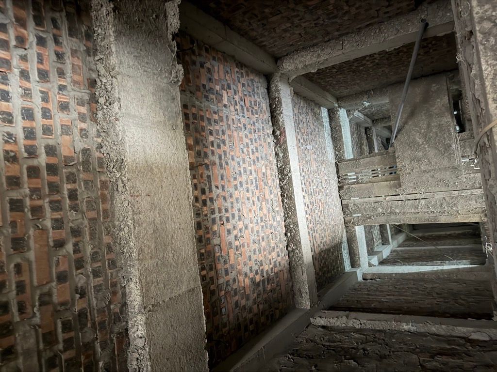 Bán nhà Kim Ngưu - diện tích 39,6m2 6 tầng - Ô TÔ VÀO NHÀ - giá 13,8 tỷ