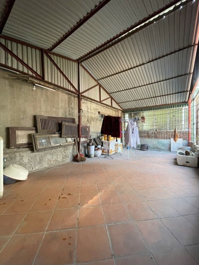 Bán nhà Đồng Nhân - diện tích 32,3m2 4 tầng - gần hồ - giá 10,5 tỷ