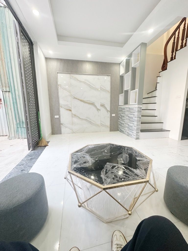 Bán nhà Vĩnh Hưng - diện tích 20m2 3 tầng - Lô góc - giá 3,4 tỷ