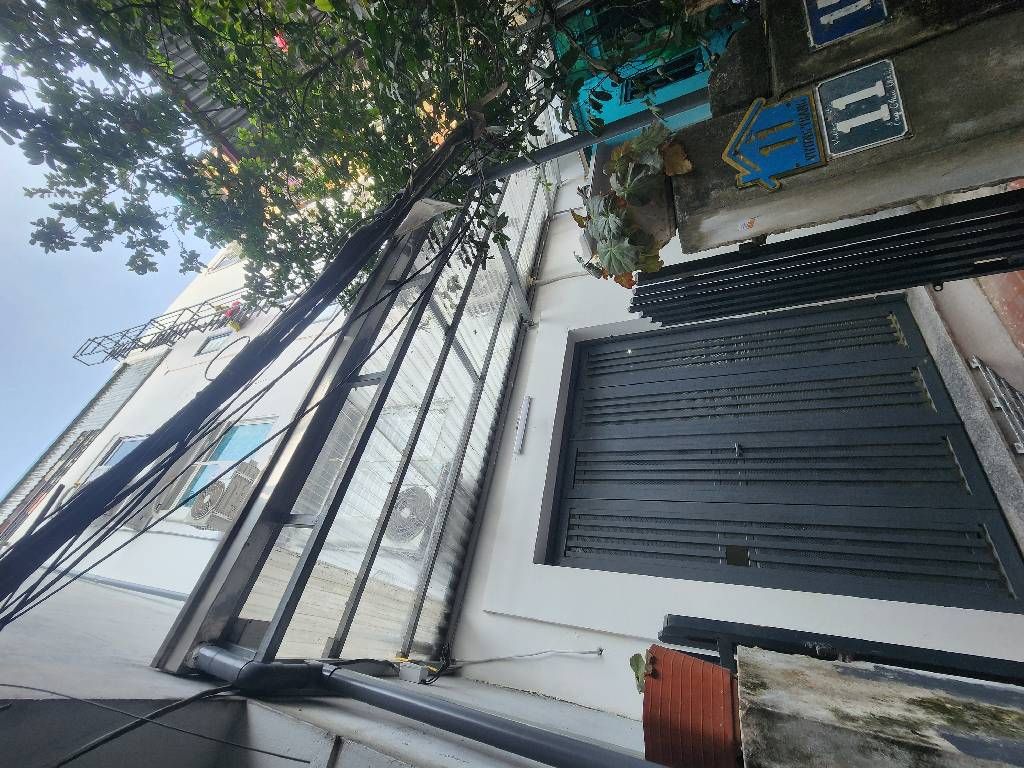 Bán nhà Vĩnh Hưng - diện tích 38.8m2 5 tầng - Ngõ ba gác - giá 8,6 tỷ