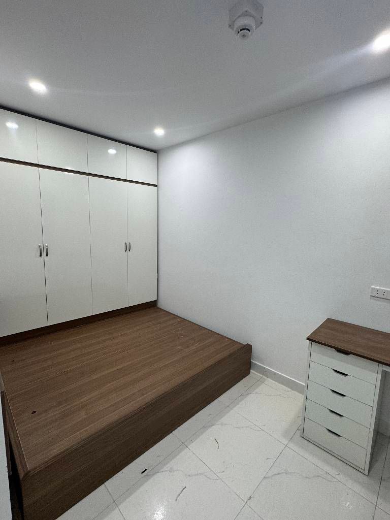 Bán nhà Vĩnh Hưng - diện tích 38.8m2 5 tầng - Ngõ ba gác - giá 8,6 tỷ