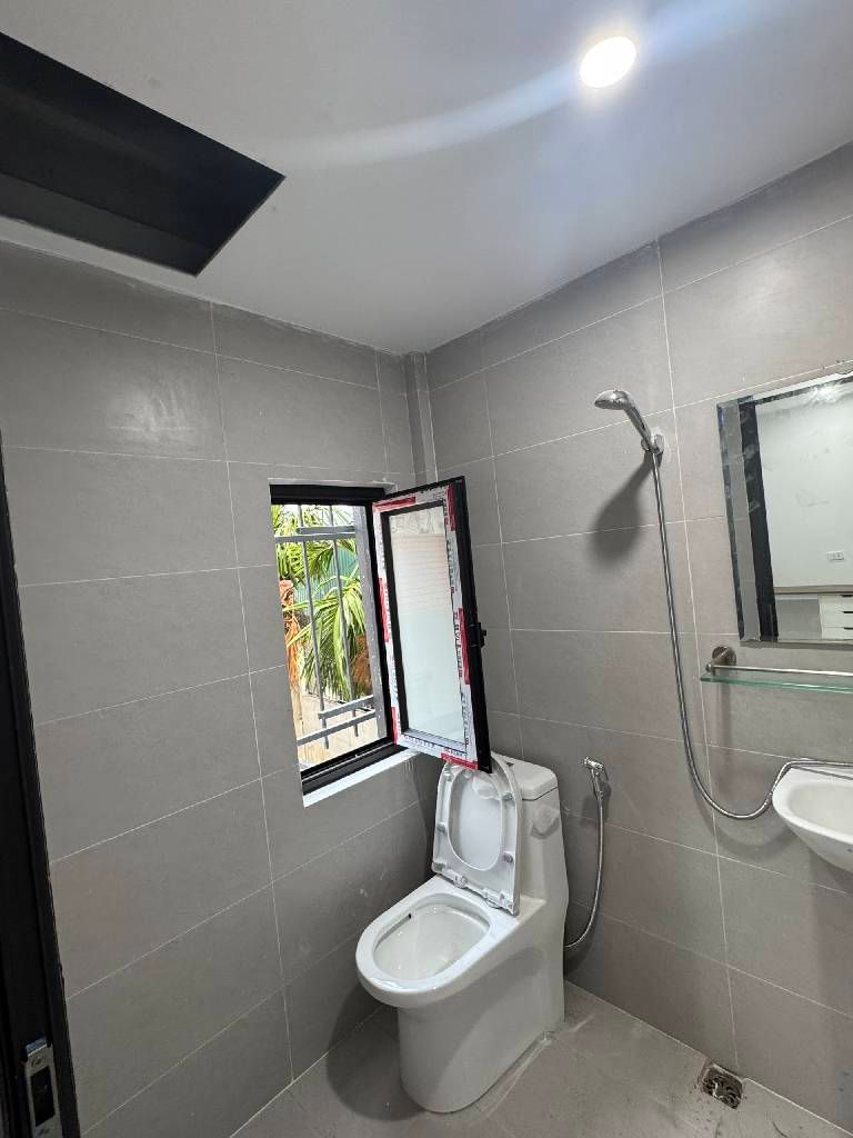 Bán nhà Vĩnh Hưng - diện tích 38.8m2 5 tầng - Ngõ ba gác - giá 8,6 tỷ