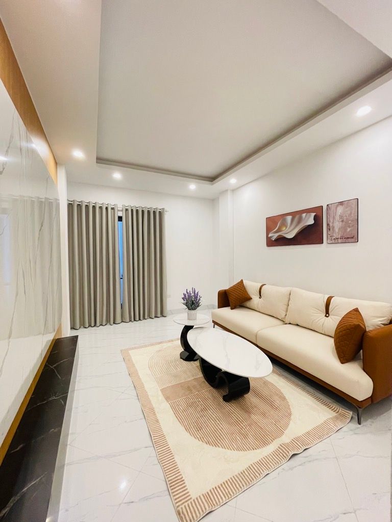 Bán nhà Thuý Lĩnh - diện tích 30m2 6 tầng - Ô tô đỗ cổng - giá 7,6 tỷ