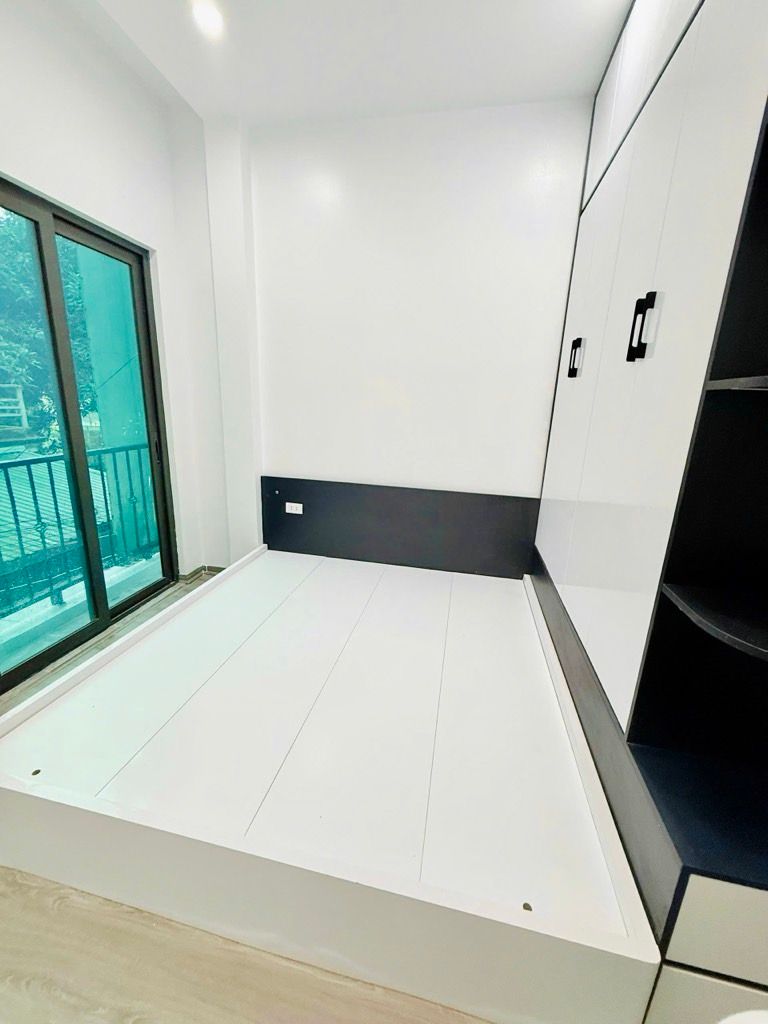 Bán nhà Thanh Đàm - diện tích 30.5m2 4 tầng - Ô TÔ CÁCH NHÀ 10M - giá 6,5 tỷ