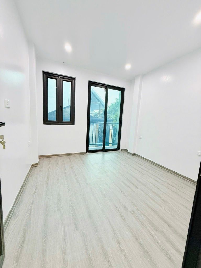 Bán nhà Thanh Đàm - diện tích 30.5m2 4 tầng - Ô TÔ CÁCH NHÀ 10M - giá 6,5 tỷ