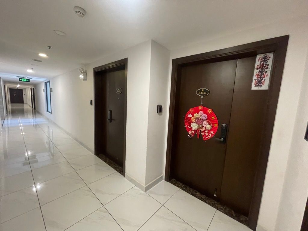 Bán nhà Nguyễn Huy Tưởng - diện tích 97,8m2 1 tầng - Căn hộ lô góc - giá 12,6 tỷ