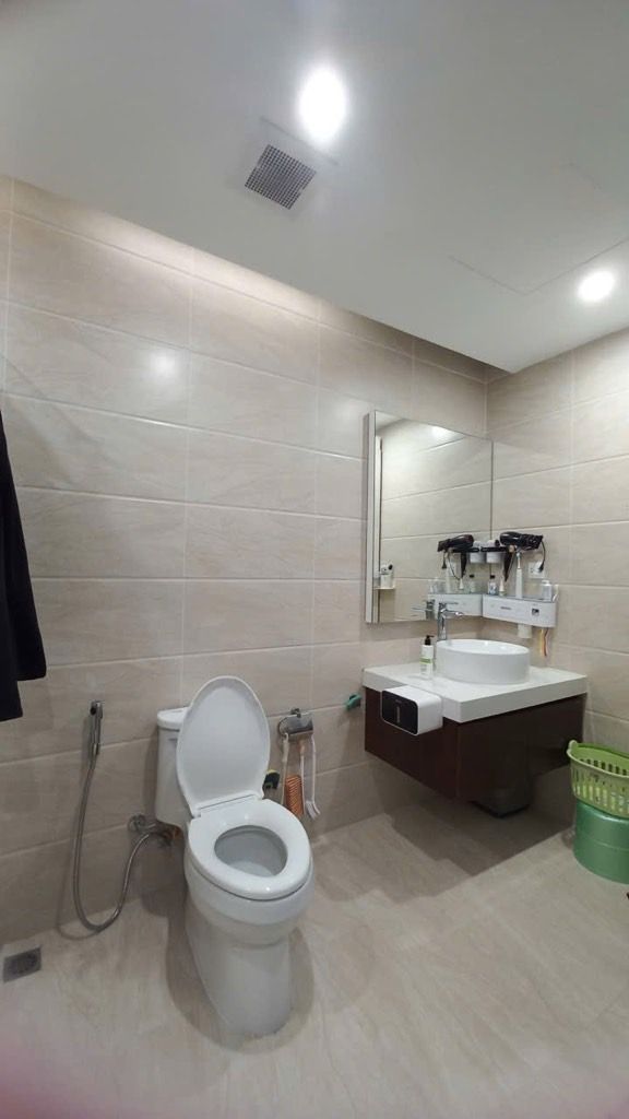 Bán nhà Nguyễn Huy Tưởng - diện tích 97,8m2 1 tầng - Căn hộ lô góc - giá 12,6 tỷ