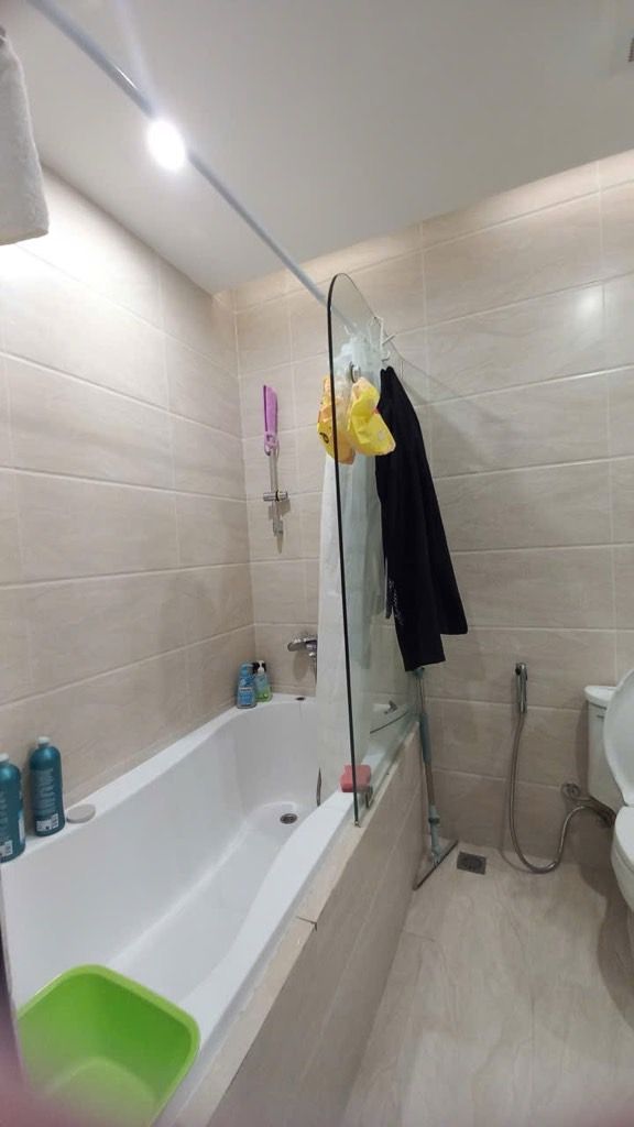 Bán nhà Nguyễn Huy Tưởng - diện tích 97,8m2 1 tầng - Căn hộ lô góc - giá 12,6 tỷ