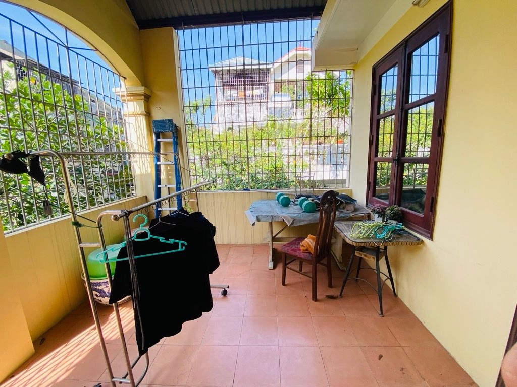 Bán nhà Đặng Văn Ngữ - diện tích 64.7m2 3 tầng - Lô góc - giá 19,7 tỷ