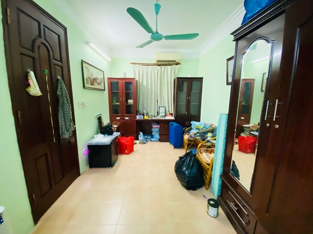 Bán nhà Đặng Văn Ngữ - diện tích 64.7m2 3 tầng - Lô góc - giá 19,7 tỷ