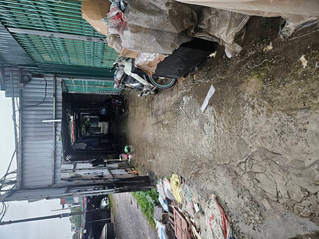 Bán nhà Định Công Hạ - diện tích 40.2m2 2 tầng - Ô tô đỗ cửa - giá 2,45 tỷ