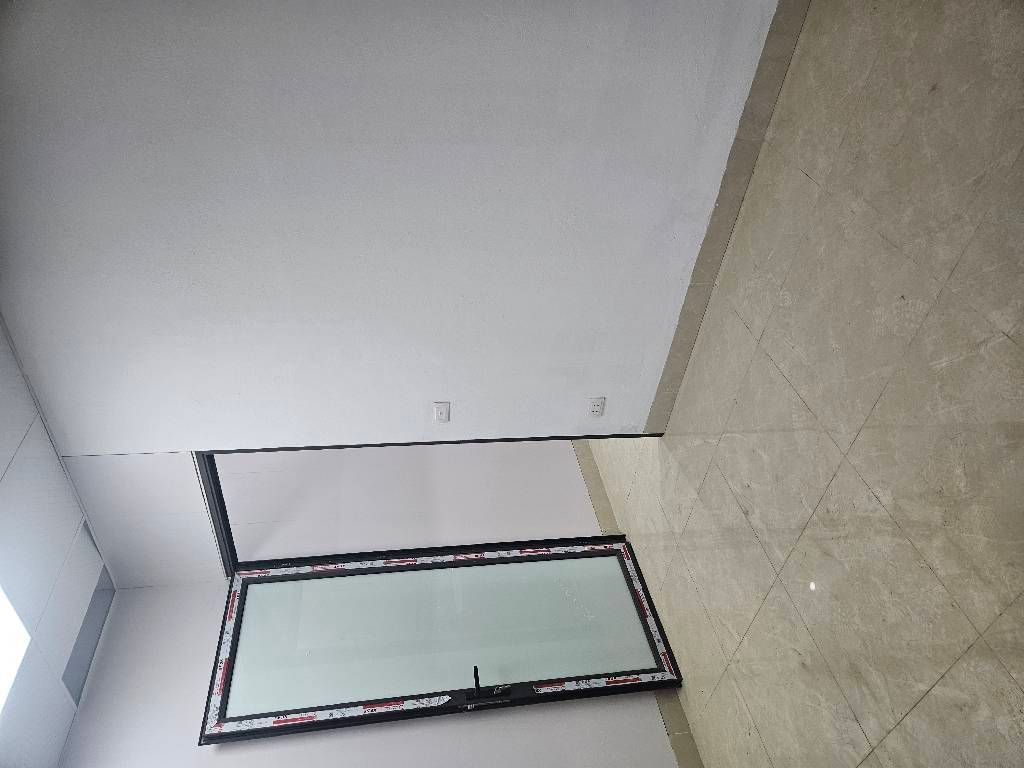 Bán nhà Định Công Hạ - diện tích 40.2m2 2 tầng - Ô tô đỗ cửa - giá 2,45 tỷ