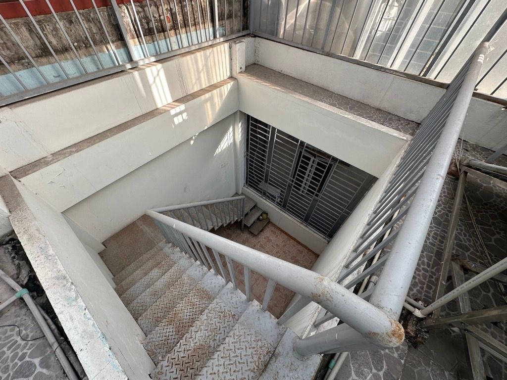 Bán nhà Bạch Đằng - diện tích 50.9m2 3 tầng - ô tô đỗ cửa - giá 14,6 tỷ