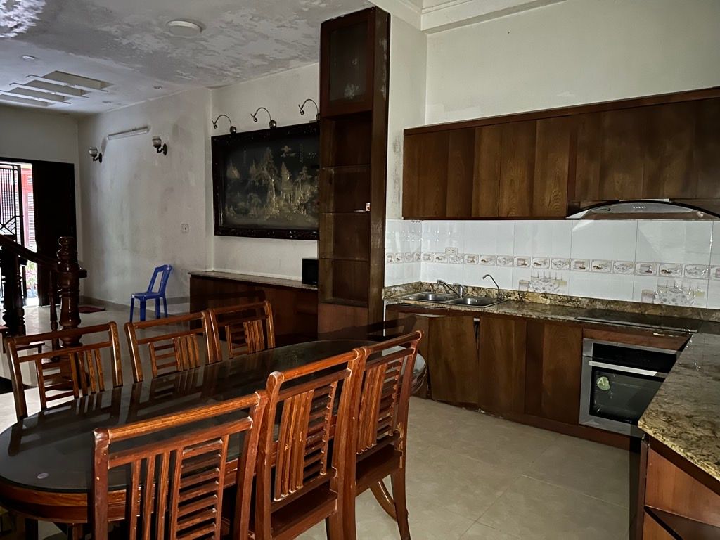 Bán nhà Bạch Đằng - diện tích 50.9m2 3 tầng - ô tô đỗ cửa - giá 14,6 tỷ