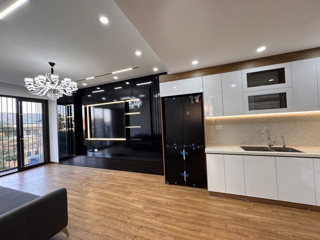 Bán nhà Đền Lừ - diện tích 70m2 5 tầng - Lô góc thoáng vĩnh viễn - giá 5,5 tỷ