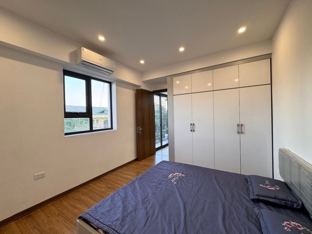 Bán nhà Đền Lừ - diện tích 70m2 5 tầng - Lô góc thoáng vĩnh viễn - giá 5,5 tỷ