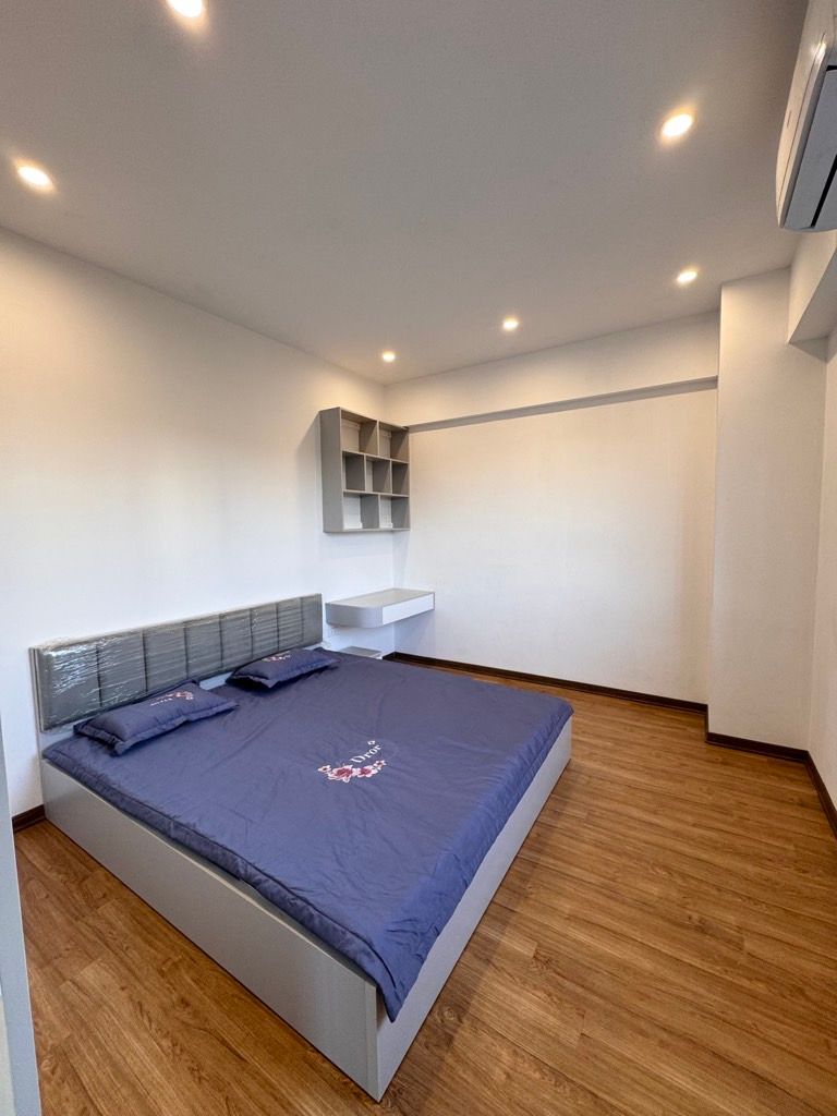 Bán nhà Đền Lừ - diện tích 70m2 5 tầng - Lô góc thoáng vĩnh viễn - giá 5,5 tỷ