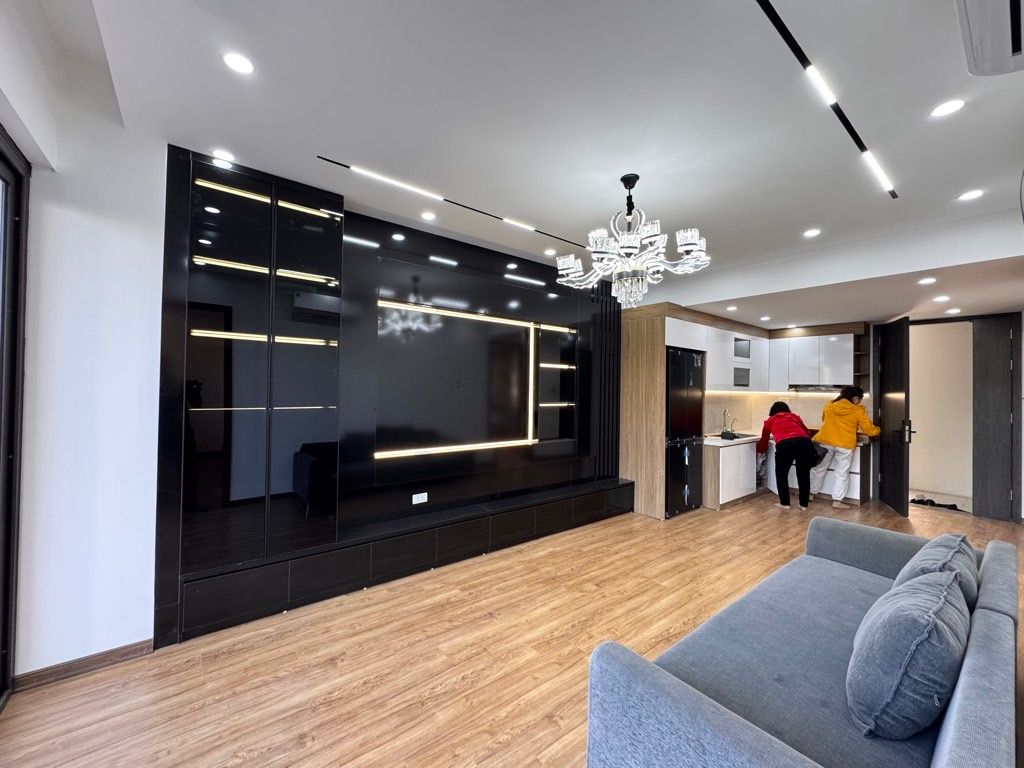 Bán nhà Đền Lừ - diện tích 70m2 5 tầng - Lô góc thoáng vĩnh viễn - giá 5,5 tỷ