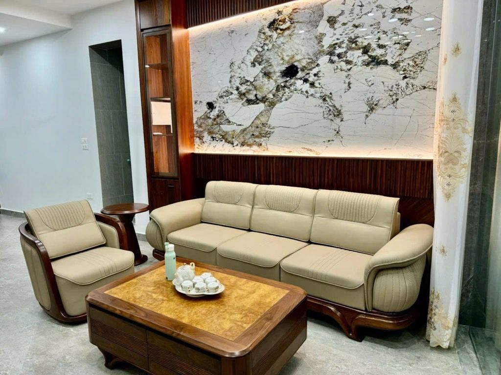 Bán nhà Thổ Quan - diện tích 48.7m2 5 tầng - Nhà mới kính koong, full nội thất đẳng cấp - giá 17,5 tỷ