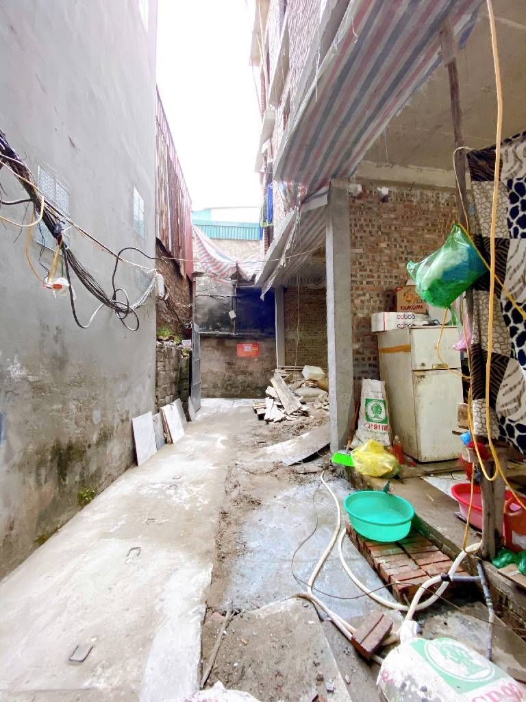 Bán nhà Nguyễn Khoái - diện tích 30m2 6 tầng - thang máy xịn xò - giá 9,8 tỷ