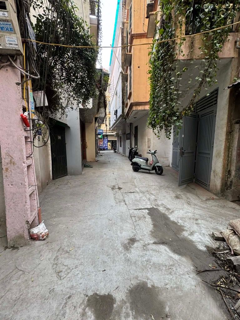 Bán nhà Vĩnh Tuy - diện tích 40m2 7 tầng - LÔ GÓC - MẶT NGÕ THÔNG - Ô TÔ VÀO NHÀ - giá 20 tỷ