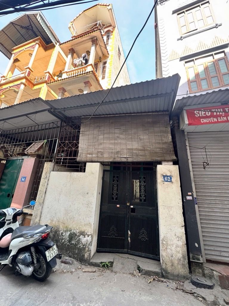 Bán nhà Nguyễn Khoái - diện tích 40m2 5 tầng - Ô TÔ ĐỖ CỬA - giá 13,5 tỷ