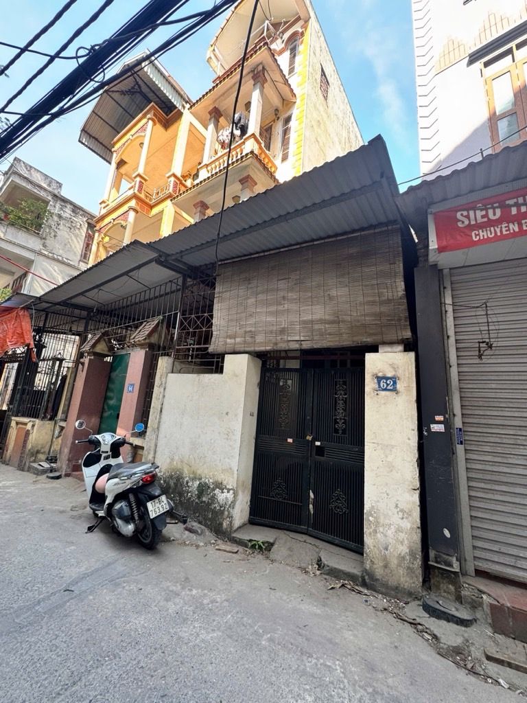 Bán nhà Nguyễn Khoái - diện tích 40m2 5 tầng - Ô TÔ ĐỖ CỬA - giá 13,5 tỷ