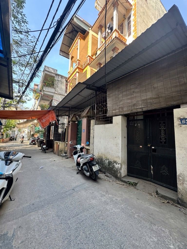 Bán nhà Nguyễn Khoái - diện tích 40m2 5 tầng - Ô TÔ ĐỖ CỬA - giá 13,5 tỷ