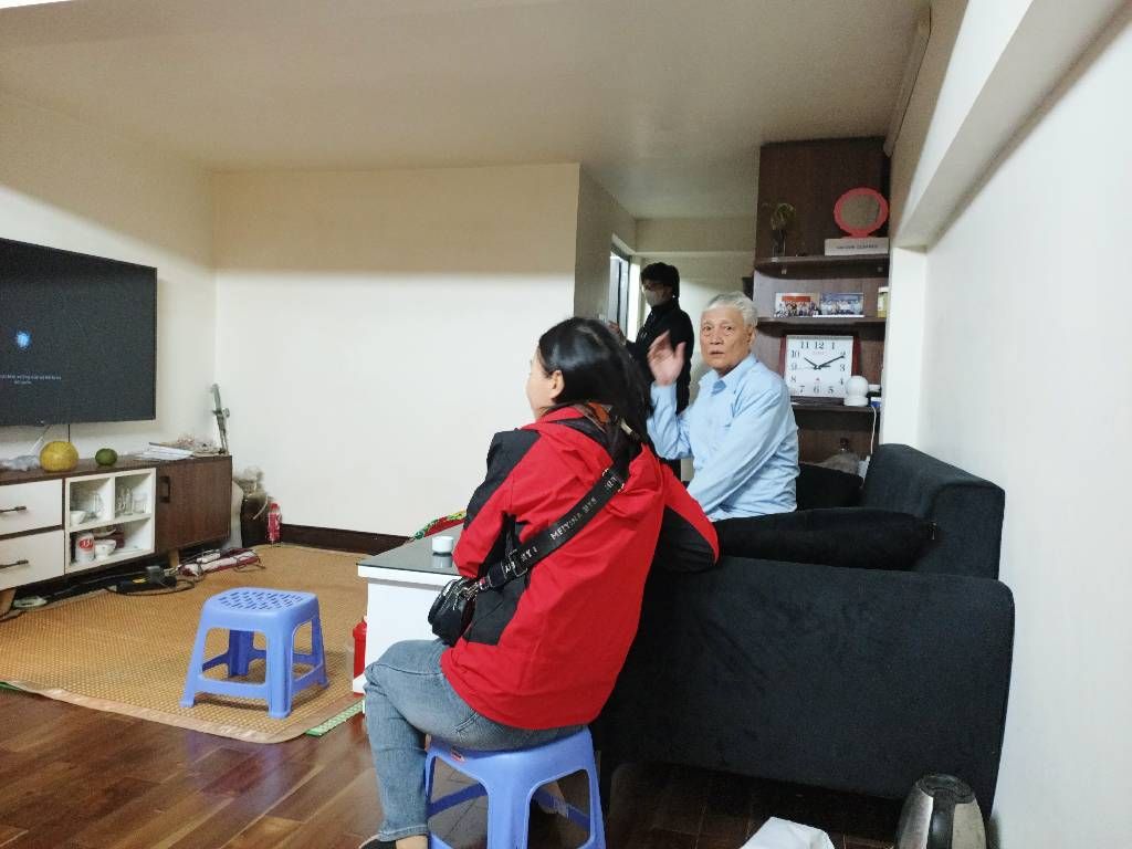 Bán nhà Tam Trinh - diện tích 28.8m2 2 tầng - Nhà mặt ngõ kinh doanh - giá 1,8 tỷ