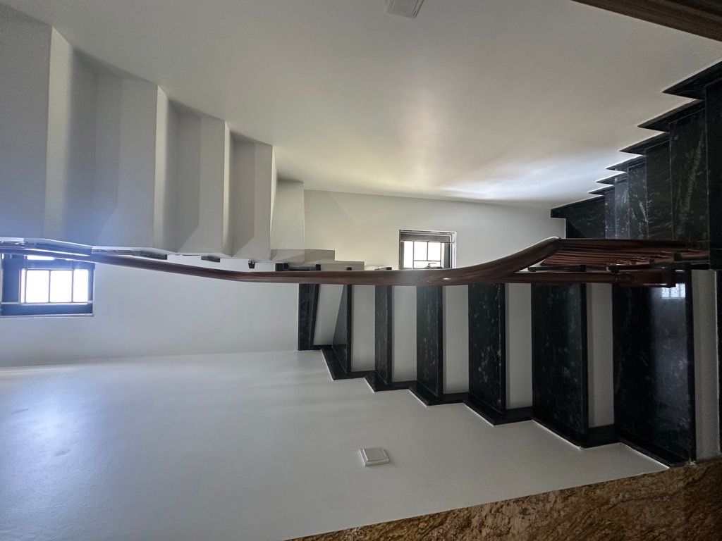 Bán nhà Đông Thiên - diện tích 63,9m2 6 tầng - Thang máy, gần phố - giá 11,5 tỷ