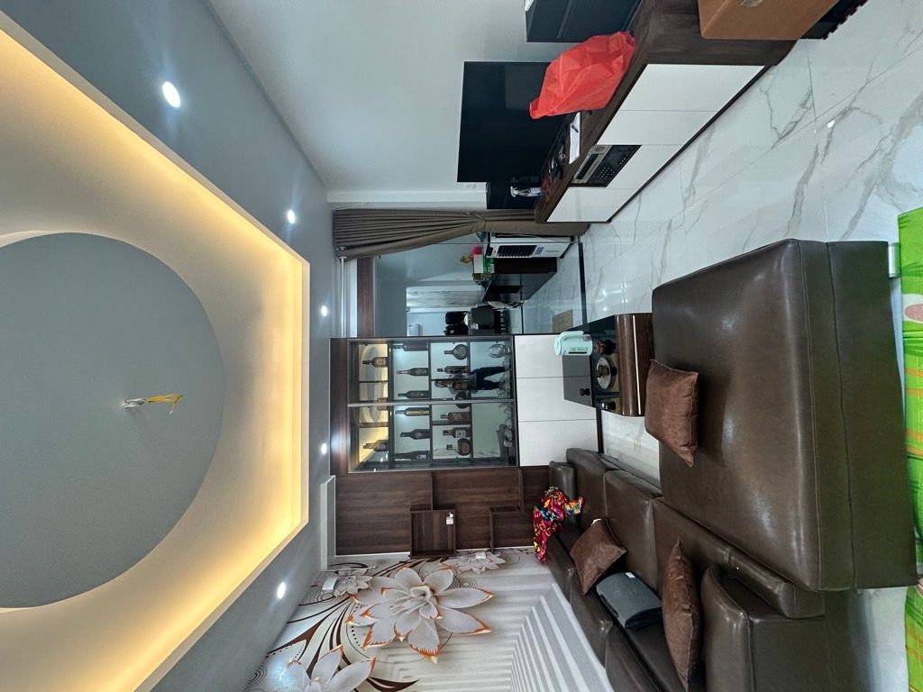 Bán nhà Đông Thiên - diện tích 63,9m2 6 tầng - Thang máy, gần phố - giá 11,5 tỷ